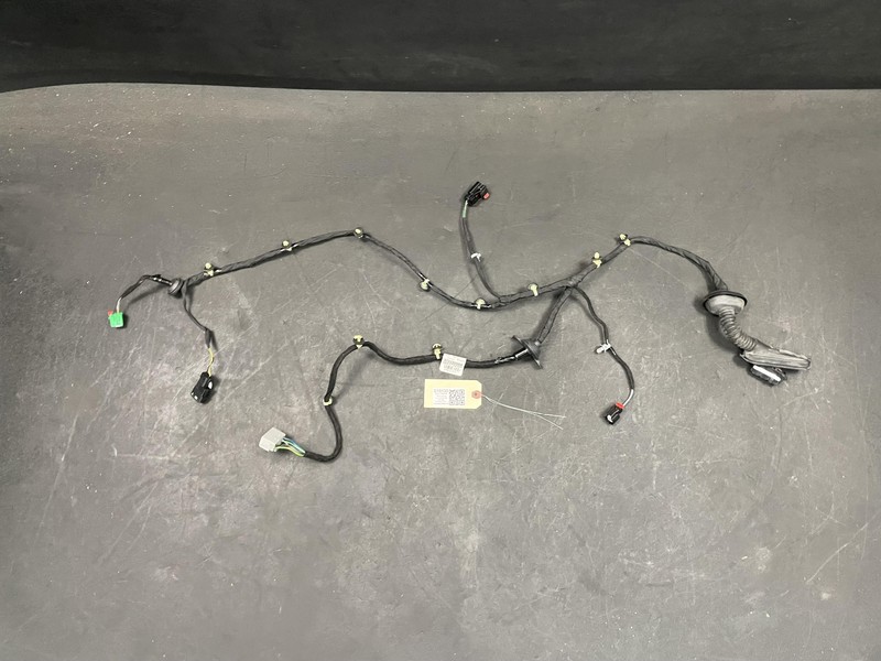 Rear Right Door Wiring Harness 2021 Cadillac XT4 84773965 2020 2023