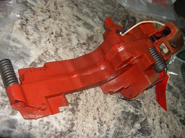 Jonsered2071 throttle handle READ AD chainsaw part only