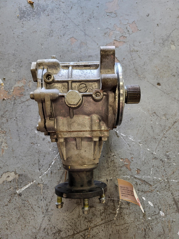 Used Oem Hyundai AT Transfer Case 1.6L AWD for 2018-2023 Kona