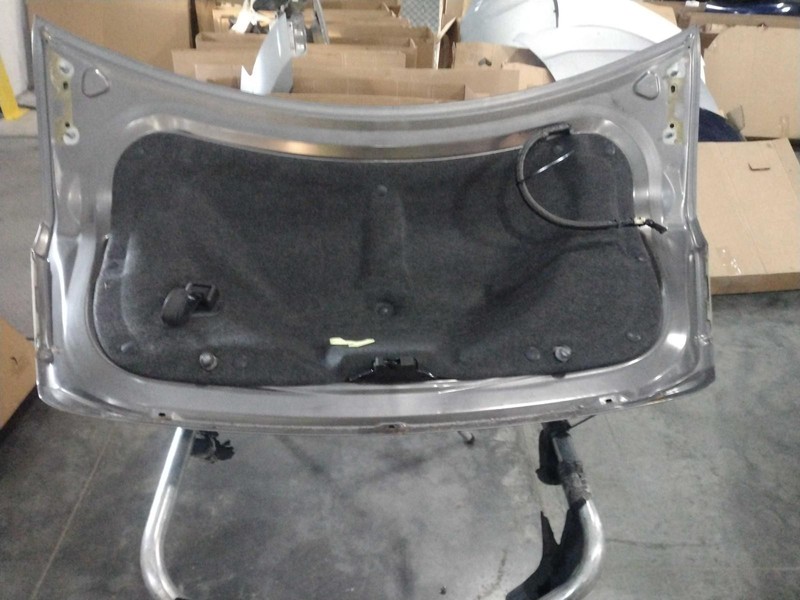 2011 Ford Taurus Deck Lid Trunk Lid Grey OEM 4DR SED w/o Spoiler & Camera