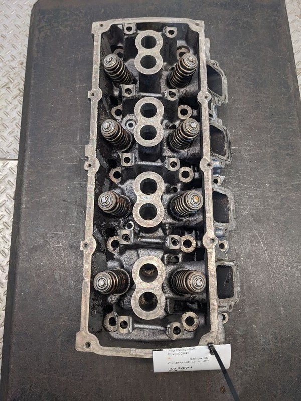 Driver Left Cylinder Head 5.7L Fits 16-23 300 1176353