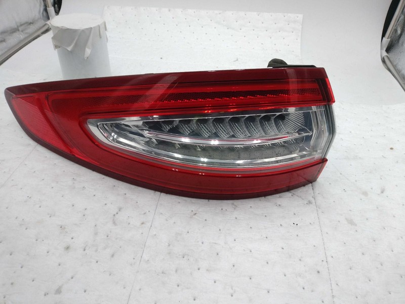 2013 Ford Fusion Left Tail Light Assembly Grey Used SCUFFS 104K Mileage