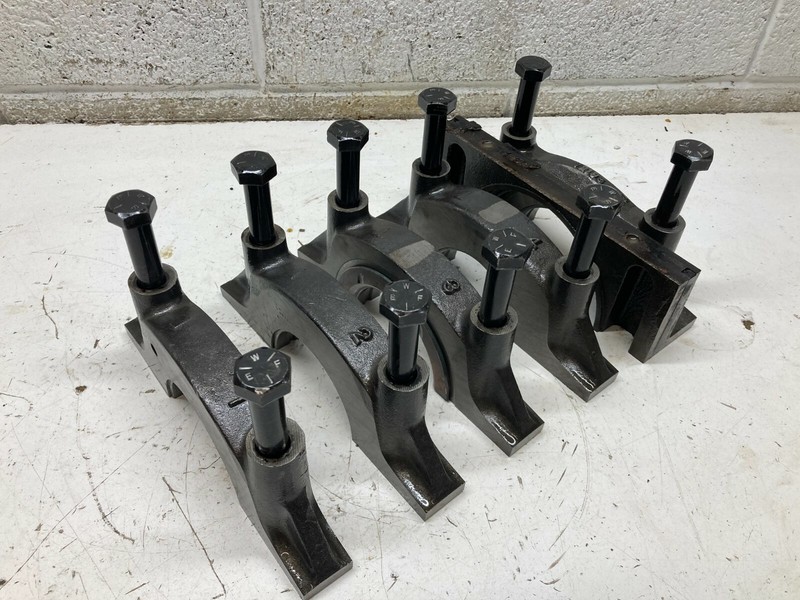 L4MerCruiser 470 3.7L Crankshaft Main Bearing Caps Bolt 72198 170hp 165hp 4cyl