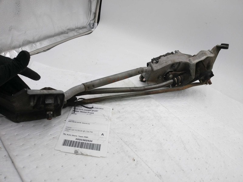 2013 Mitsubishi Outlander Sport Wiper Motor OEM 8250A178 123k Miles