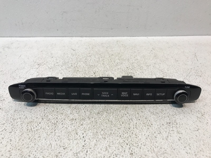 2015 - 2018 KIA SEDONA DASH RADIO AUDIO CONTROL SWITCH MODULE OEM