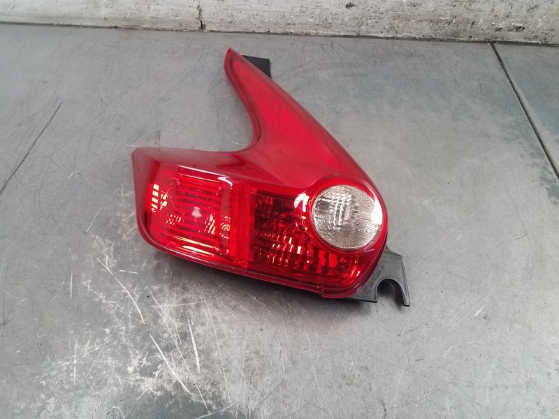 2014 Nissan Juke Nismo RS Left Tail Light #50369 X8