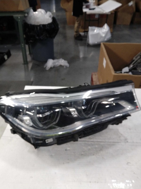 Used Left Headlight Assembly fits: 2016 Bmw 750I w/halo design icon lighting Lef