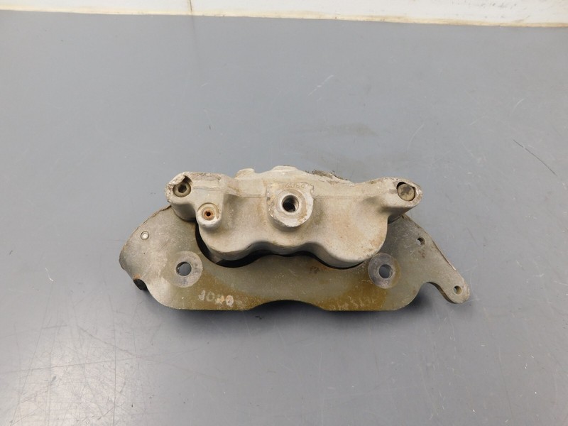 #1637 R2 - 2021 19 20 Polaris RZR XP Turbo S Left Front Brake Caliper -Damage