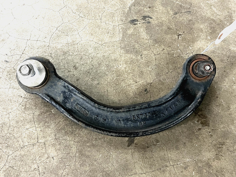 ⭐2016-2023 LINCOLN MKX AWD REAR RIGHT SUSPENSION UPPER CONTROL ARM OEM LOT2610