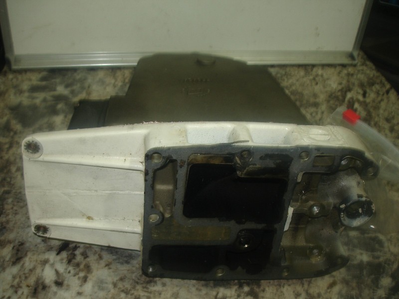 Johnson VRO 40hp 1990 exhaust tubej40teesr boat motor part usedbin bma