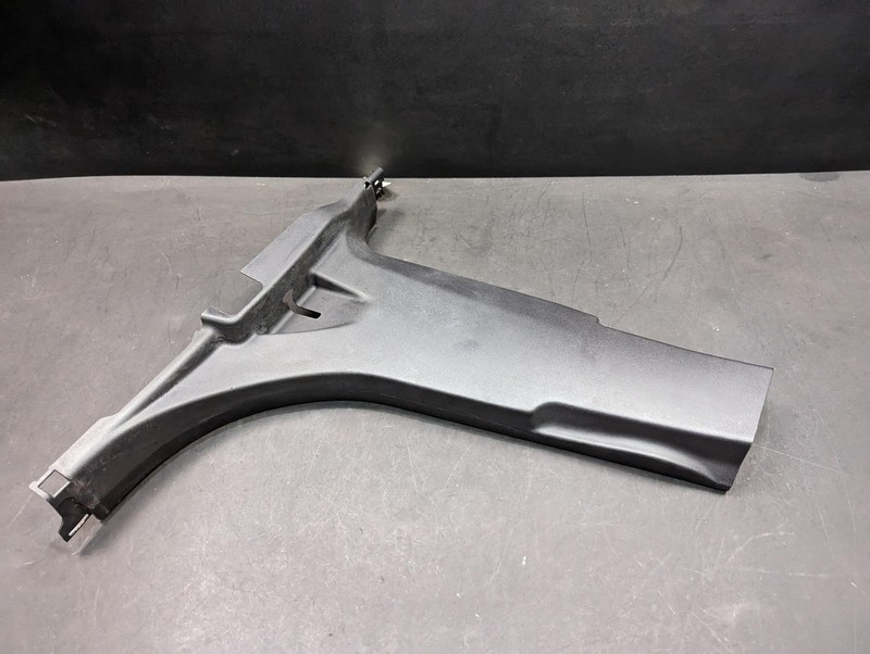 Center Left B Pillar Lower Trim Panel 2018 Ford Explorer 2016 2017 2019