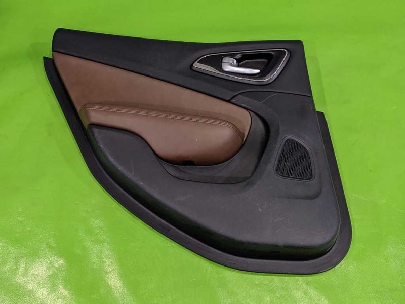 15 16 17 CHRYSLER 200C DRIVER LEFT REAR INTERIOR DOOR PANEL OEM 4361-77