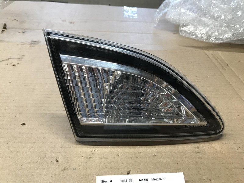 10-'13 MAZDA 3 Left driver Outer TaillightOEM Grade B