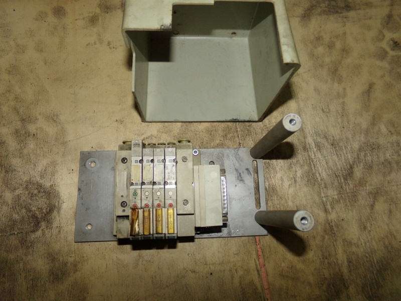 SMC SV1100-5FU (3) Solenoid Valve Manifold Assembly *FREE SHIPPING*