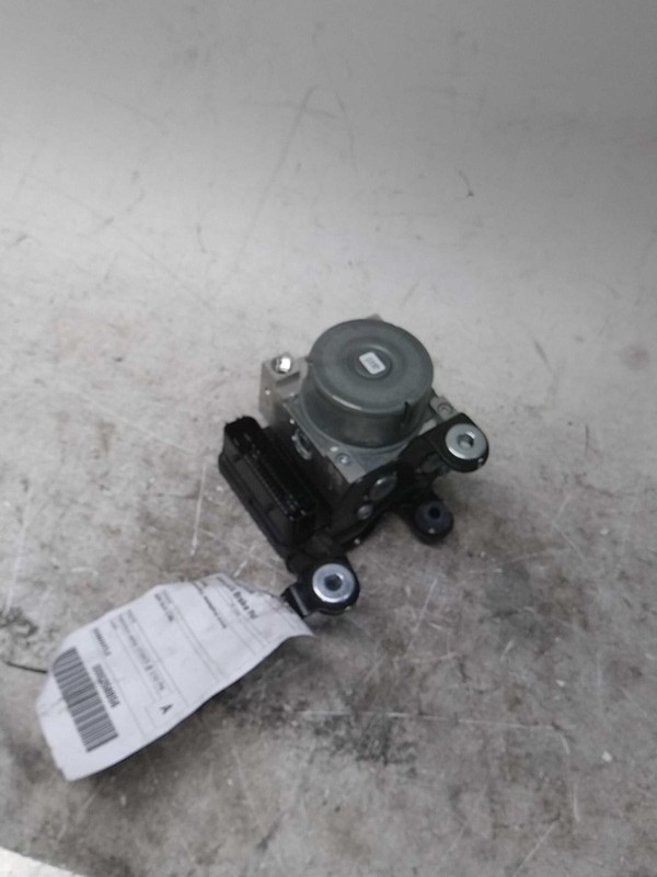 2019 Lincoln Nautilus ABS Pump & Motor Assembly OEM 46000 Miles F2GC2C215AA