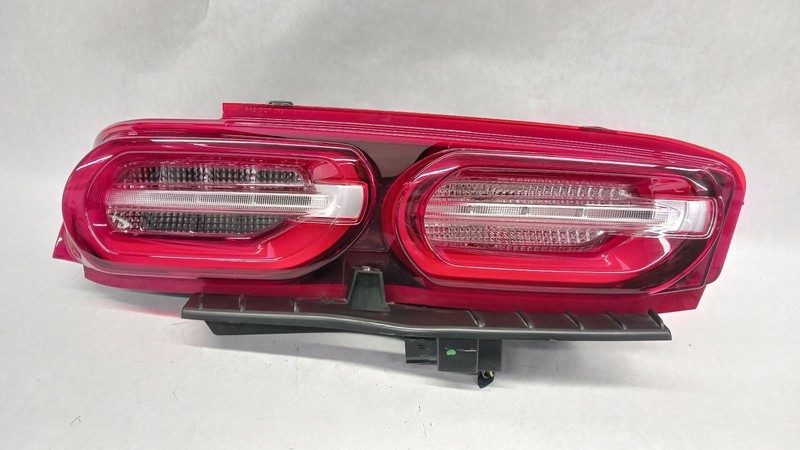 19-'24 CHEVROLET CAMARO Left driver outer Taillight OEM Grade A!