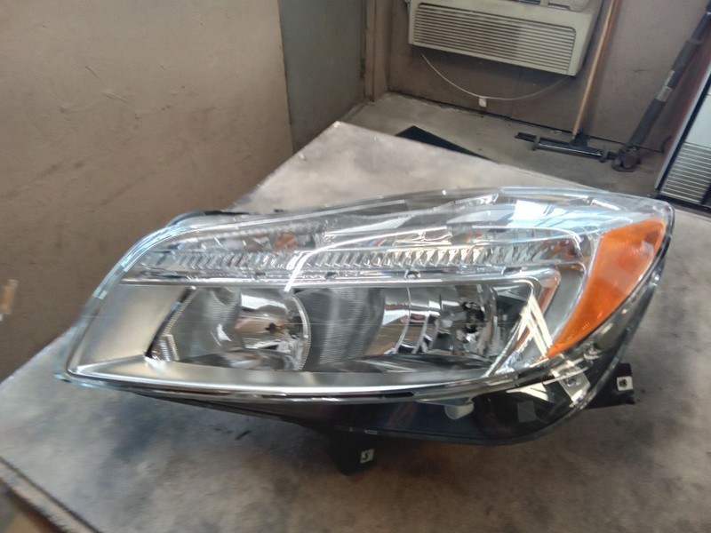Driver Left Headlight Halogen Opt T4A Fits 11-13 REGAL 579795
