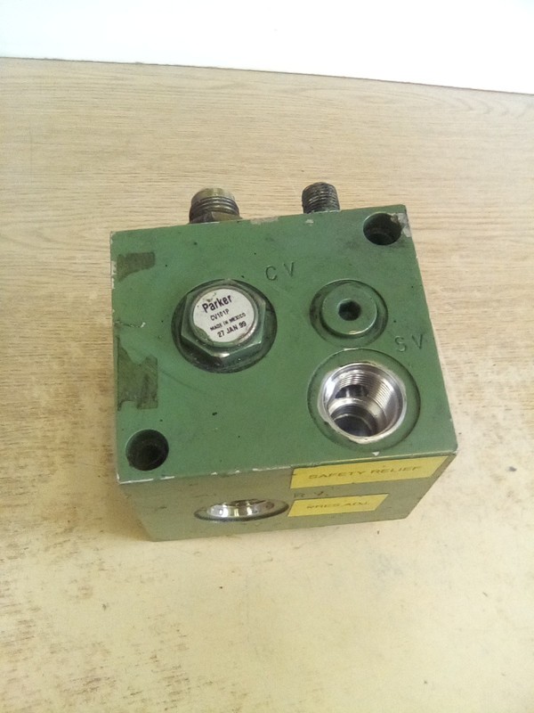 Parker Check Valve CV101P Hydralic Manifold MFP MB 1573 A