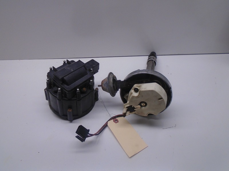 W4dd SMALL BLOCK CHEVY IGNITION 350 DISTRIBUTOR DELCO REMY 1103239 9595519 305