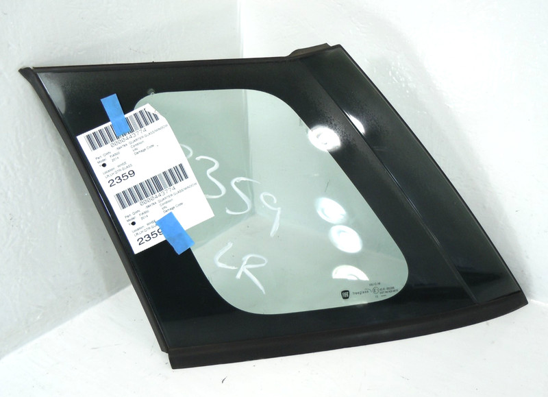 2014-2017 Fiat 500L Rear Quarter Window Glass Driver Left OEM *SEE NOTES*