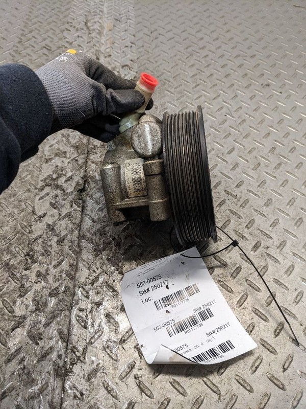 Power Steering Pump Fits 11-16 FORD F250SD PICKUP 1177735