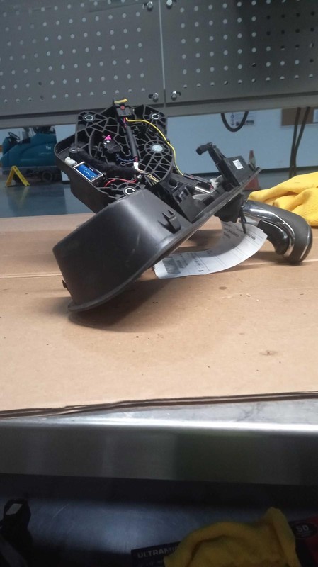 2021 Chevrolet Equinox Automatic Transmission Shift Lever Assembly - Used