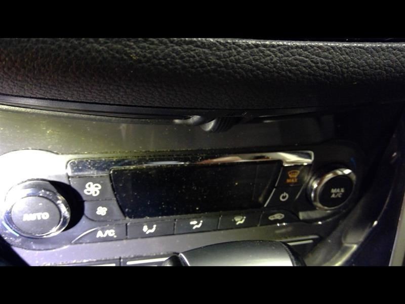 Temperature Control Front Automatic Temperature Control Fits 13 ESCAPE 709695