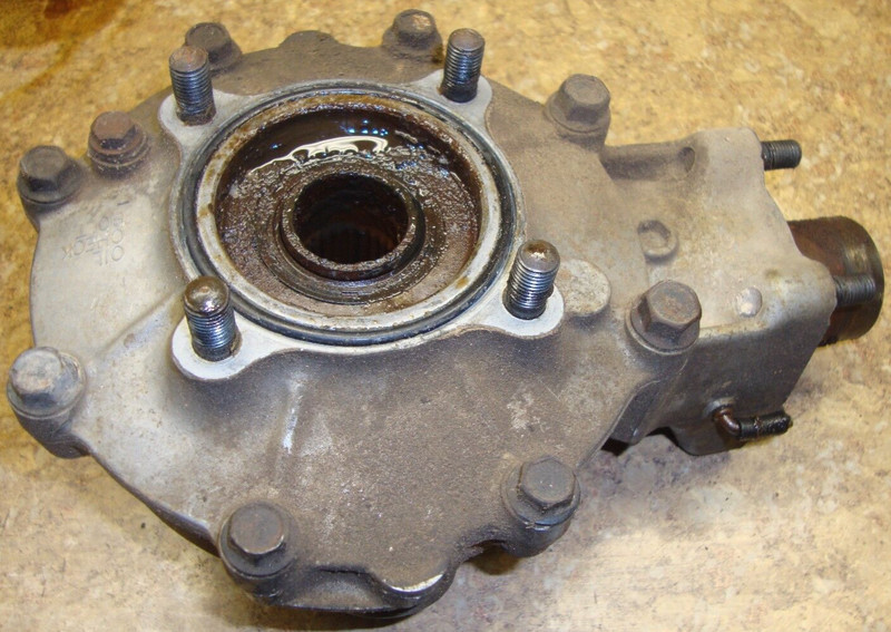 1998 Honda TRX400 TRX 400 4X4 Foreman Rear Differential Gear Case Casing Final