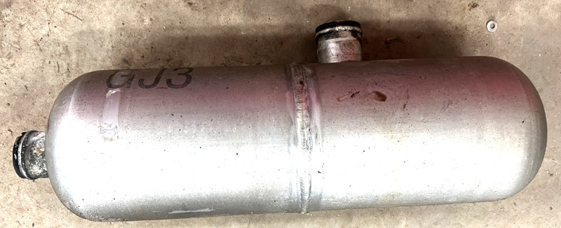 1996-2004 Yamaha xl 700 Exhaust Muffler Water Lock Box Freshwater WaveVenture