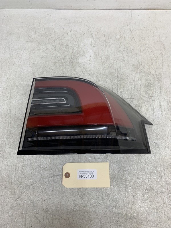 2016-20 Tesla Model X Right Pasenger LED Tail Light 1034333-00-A OEM 53100 B161