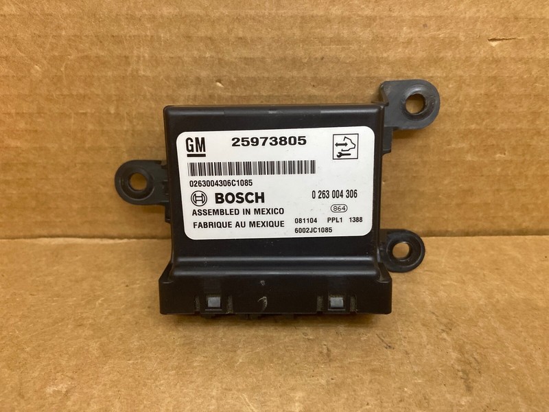 2007-2009 GM YUKON TAHOE SUBURBAN SILVERADO PARK ASSIST CONTROL MODULE 25973805
