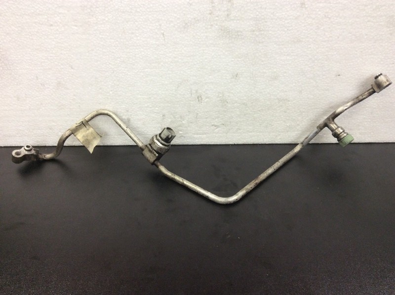 94-01 Integra A/C Refrigerant Line Condenser Pipe Receiver> Condenser Used OEM