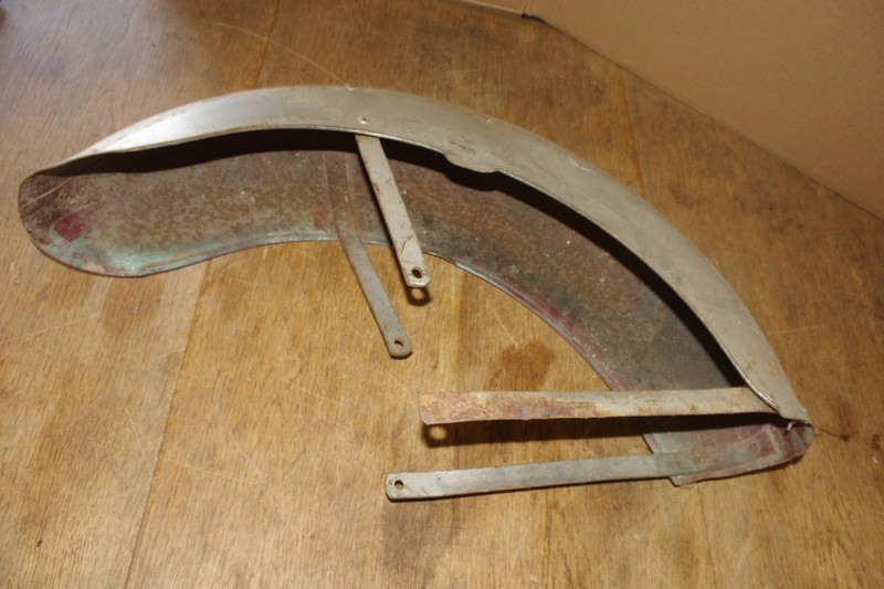 Zundapp Super Sabre 250 Motorcycle Front Fender, Vintage *FREE SHIPPING*
