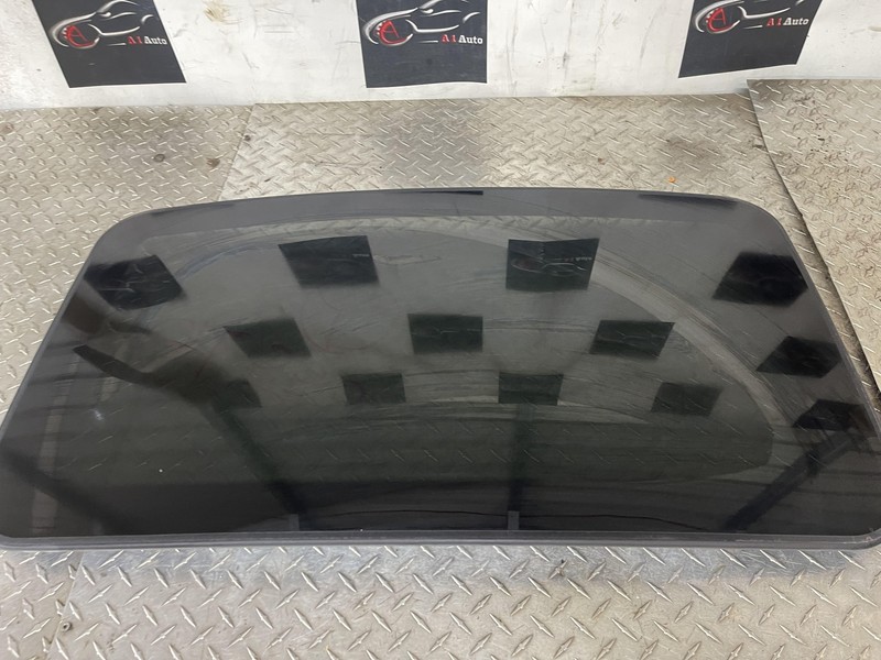 2007-2012 MERCEDES GL320 GL350 GL450 GL550 (X164) FRONT SUNROOF GLASS WINDOW