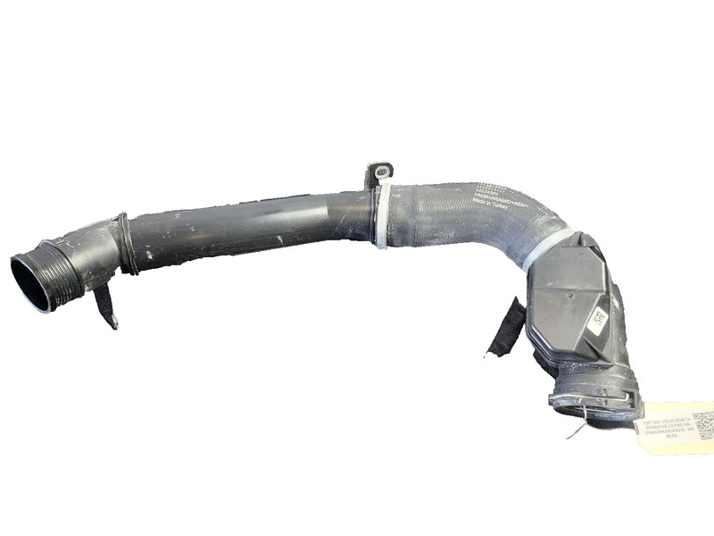 2018-2022 Volvo XC40 Engine Intercooler Outlet Hose Pipe Tube 2.0L OEM 32222147