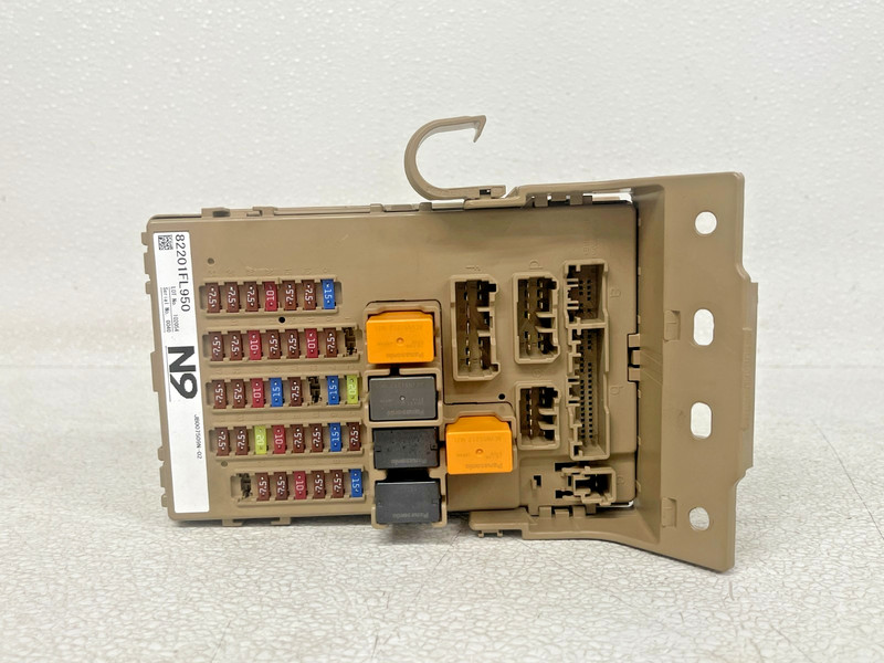 ⭐2021-2023 SUBARU CROSSTREK INTERIOR CABIN FUSE RELAY JUNCTION BOX OEM LOT2688