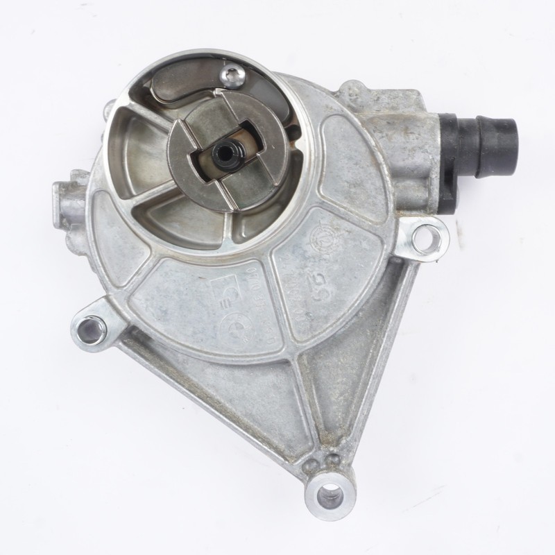 14-16 BMW 428i Engine Vacuum Pump 247001005 OEM