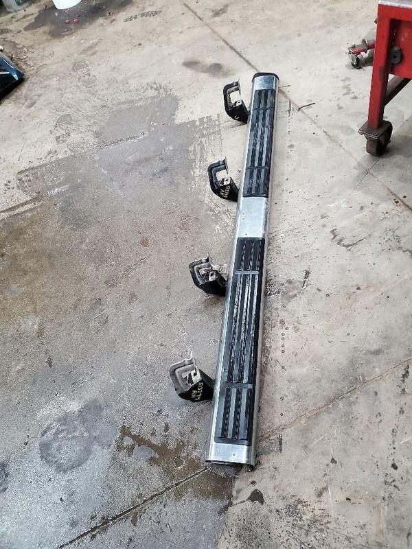 SIERRA250 2009 Running Board 304896
