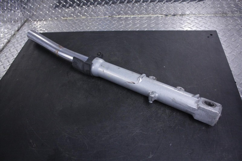 2000 TRIUMPH SPRINT RS 955 FRONT RIGHT SUSPENSION FORK TUBE OEM RS955 00