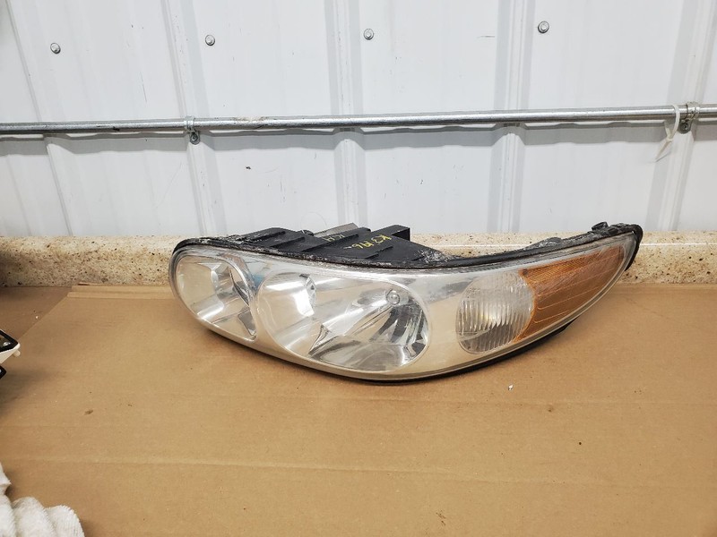 Passenger Right Headlight Limited Fits 00-05 LESABRE 293407