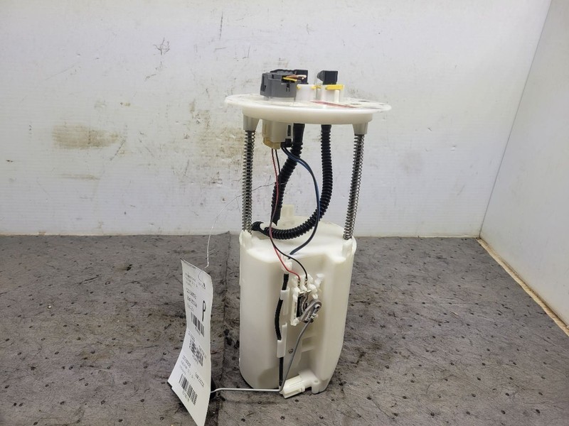 Fuel Pump Assembly 4.0L 6 Cylinder 1GRFE Engine Fits 05-15 TACOMA 1660188