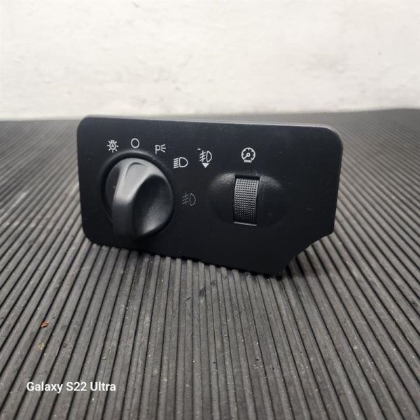 02-04 Ford F250SD F350SD Headlight Switch W/ Fog Lamps OEM 2C3Z-11654-DAB