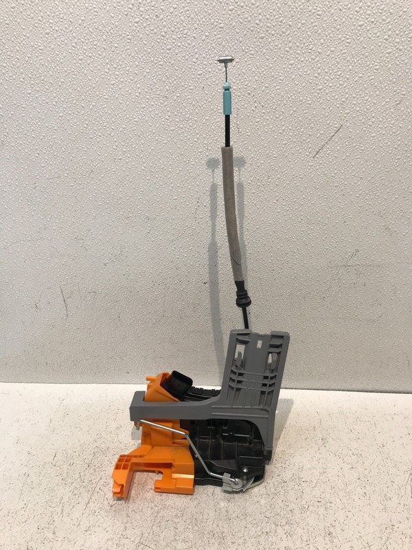 2022-24 HYUNDAI SANTA CRUZ FRONT RIGHT DOOR LOCK LATCH ACTUATOR OEM 10k Miles
