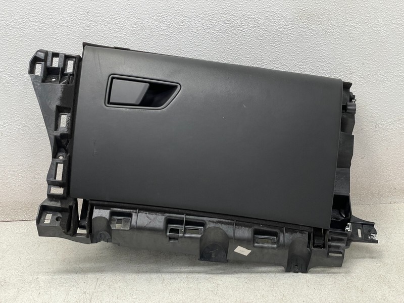 2017 2018 Maserati Levante Dashboard Glovebox Storage Compartment Black 1442 OEM