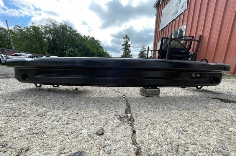 2018-2019 ROVER VELAR REAR BUMPER REINFORCEMENT 14K 47754