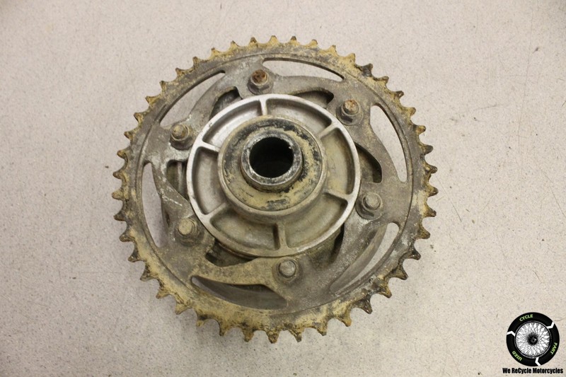 1999 Suzuki GSXR750 REAR BACK SPROCKET DRIVE HUB GSXR 750 99