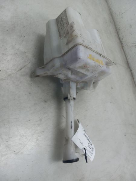 99-03 LEXUS RX300 3.0L WINDSHIELD WASHER RESERVOIR
