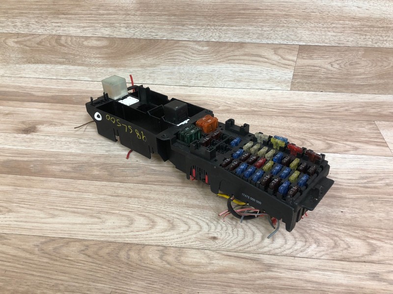 MERCEDES BENZ OEM R129 SL320 SL500 FRONT UNDER DASH FUSE BOX 96-02