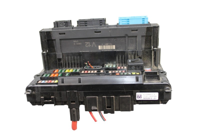 10-13 BMW F07 550i 535i GT Fuse Box Power Distribution Box 61149252815 Oem