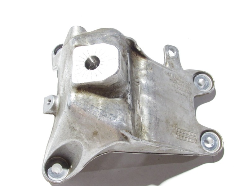 Porsche Macan 2020 3.0L AWD Right Engine Motor Support Bracket Mount 19-23 ;:Y